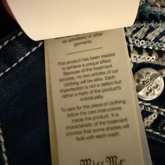 NWT Miss me Women’s Mid-rise Dk blue Boot Cut Slim Fit Jeans 30x32 $114 - Picture 11 of 15